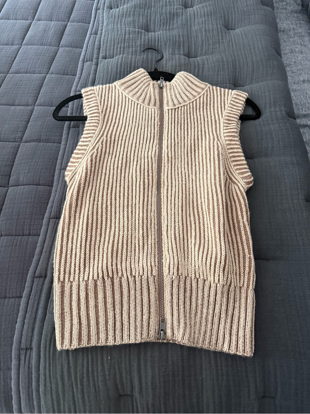 Mustard Seed Sleeveless Zip-Front V-Neck Sweater Vest - Beige